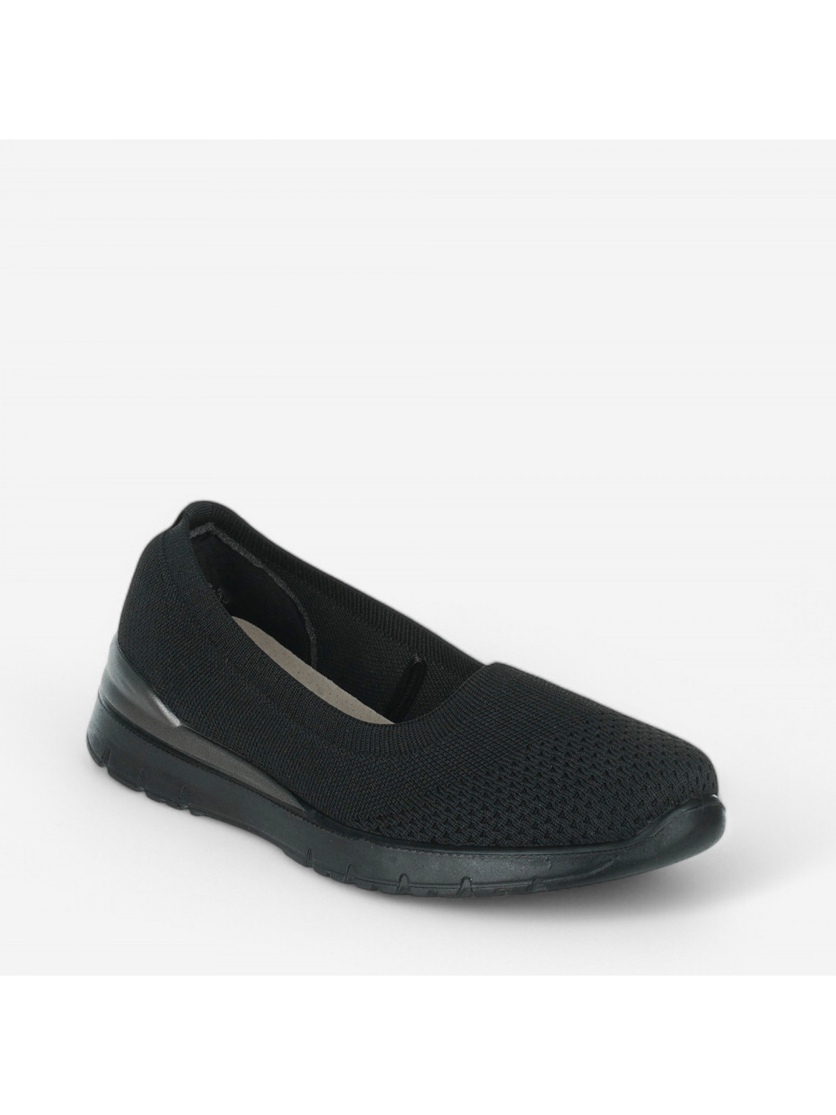 N82703
