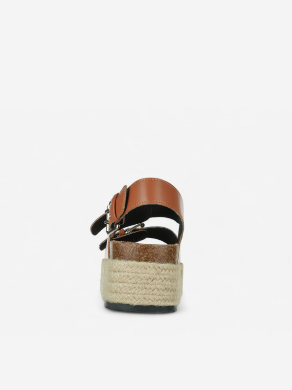 N82835