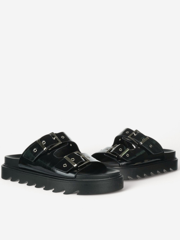 N82879