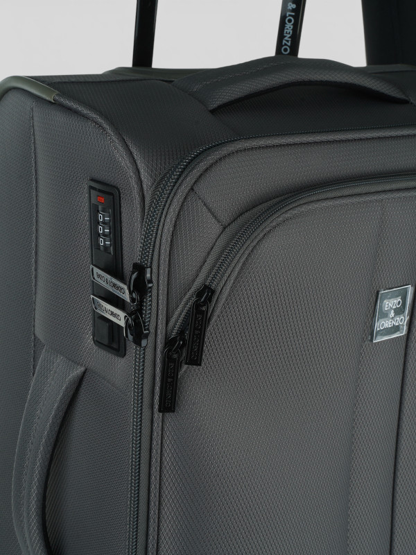 Veliki kofer, N86723 